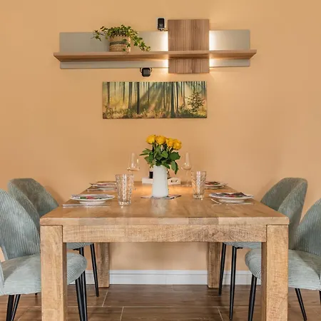 Mit Parkplatz Im Herzen Von Königstein