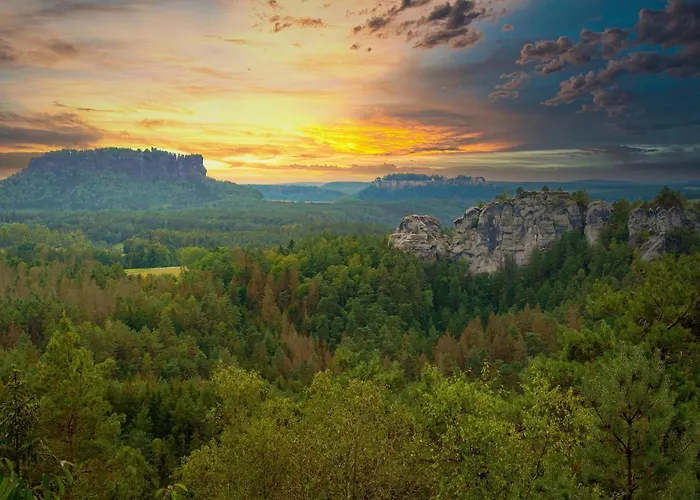 Mit Parkplatz Im Herzen Von * Königstein an der Elbe